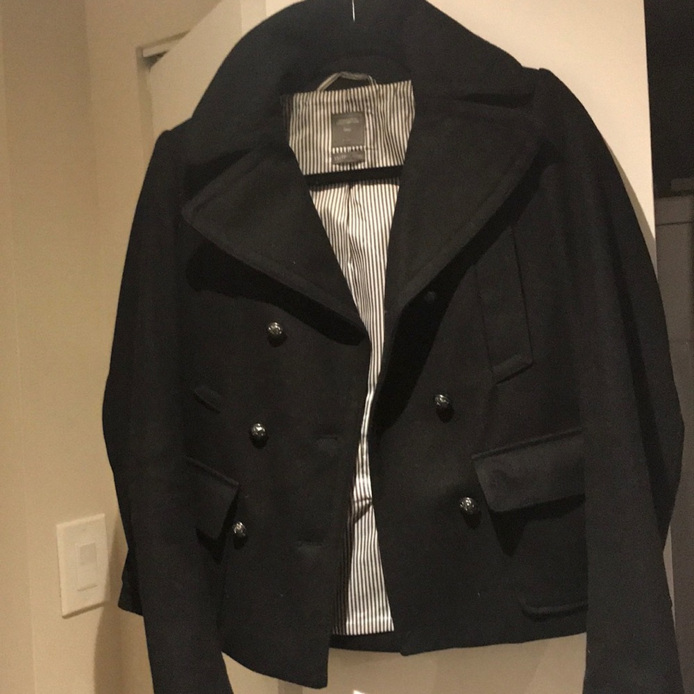 Short black double breasted pea coat